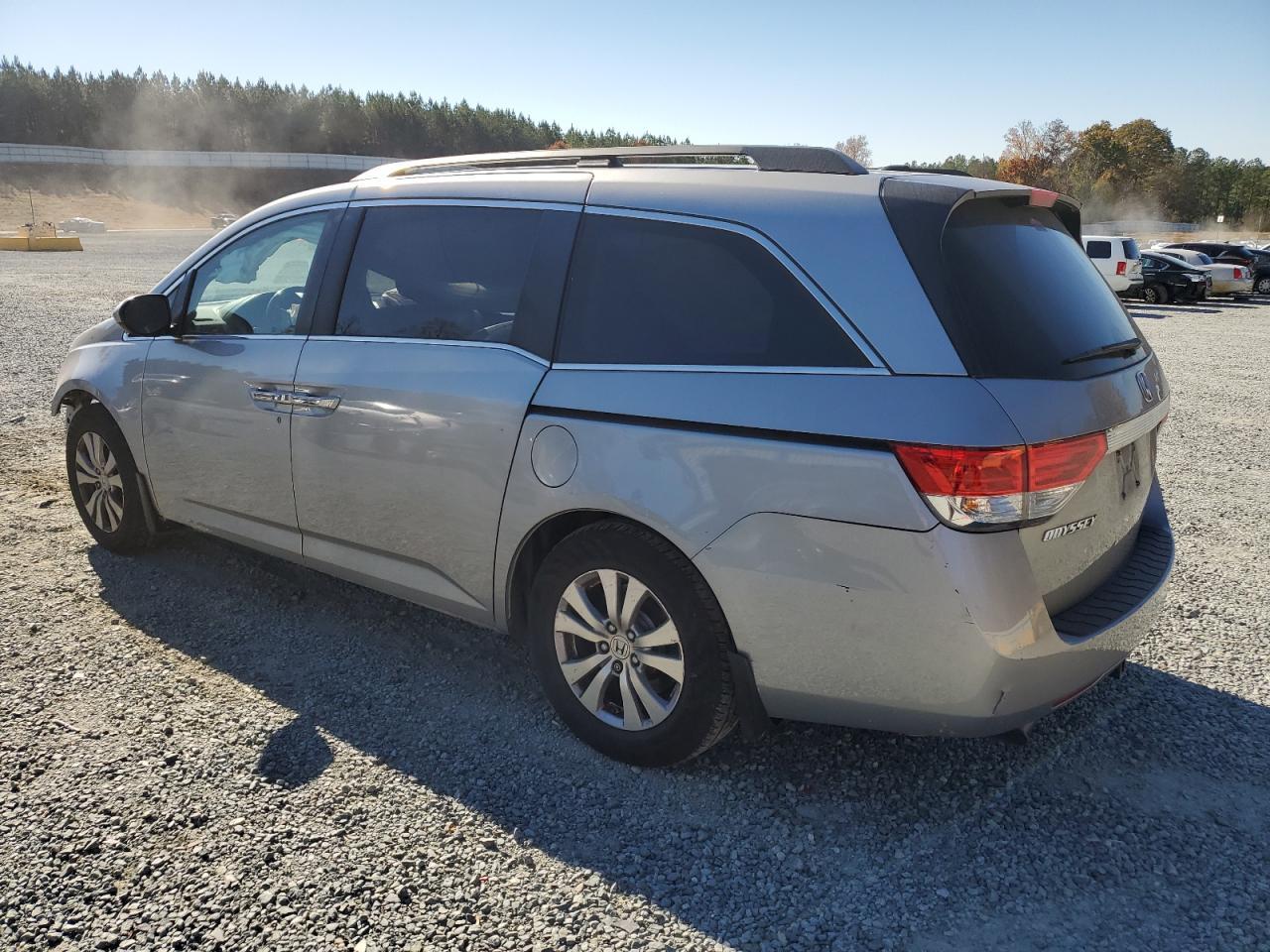 2016 Honda Odyssey Exl - Фото 2