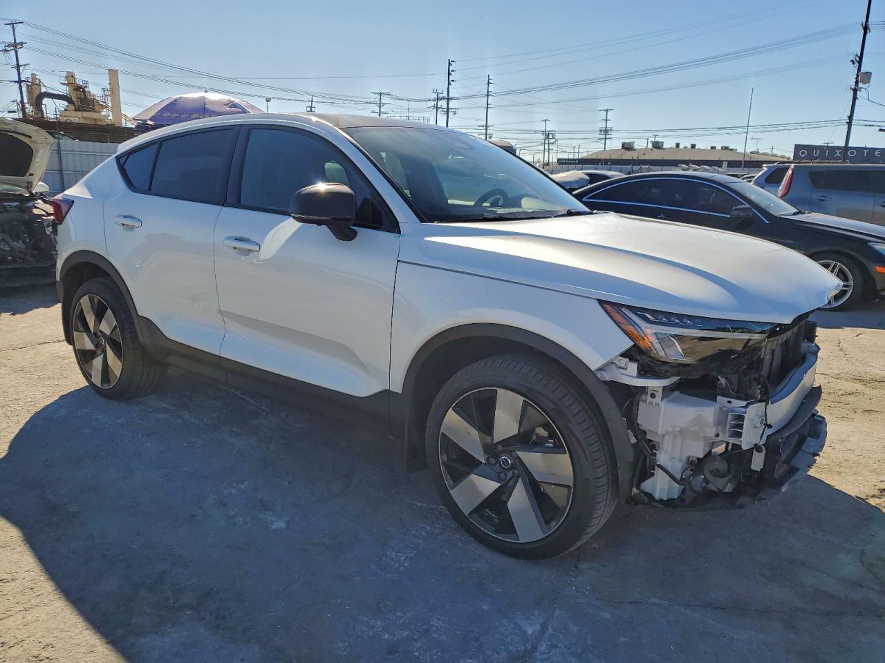 2023 Volvo C40 Recharge Plus - Image 4