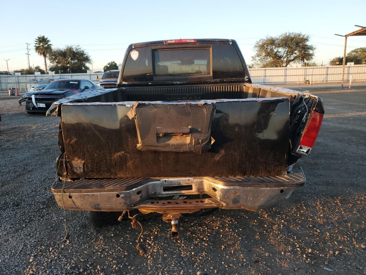 2008 Nissan Titan Xe - Image 6