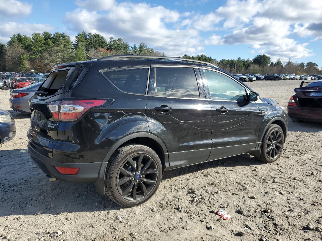 2017 Ford Escape Titanium - Image 3