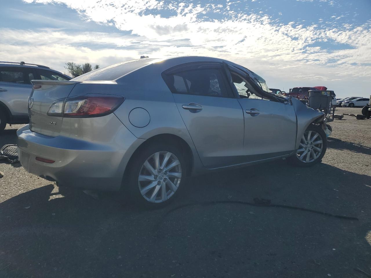 2010 Mazda 3 S - Фото 3