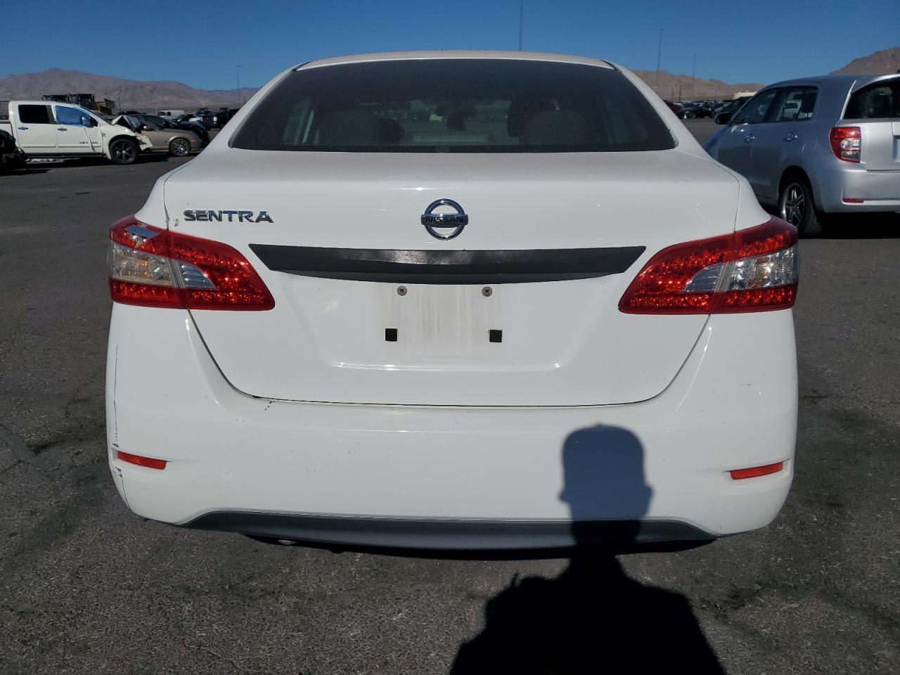 2015 Nissan Sentra S - Фото 6