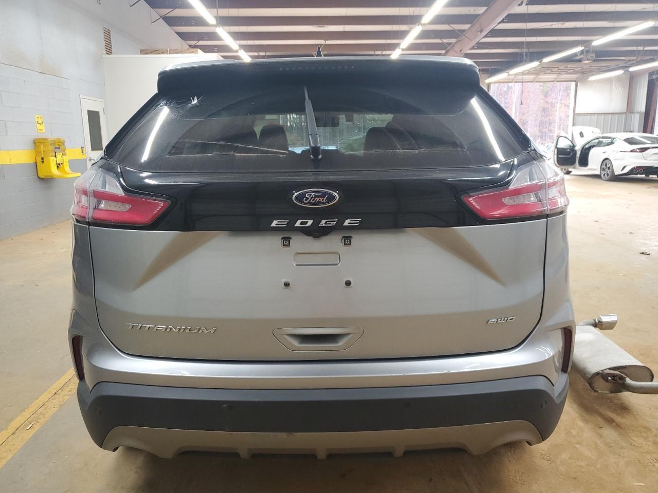 2023 Ford Edge Titanium - Фото 6