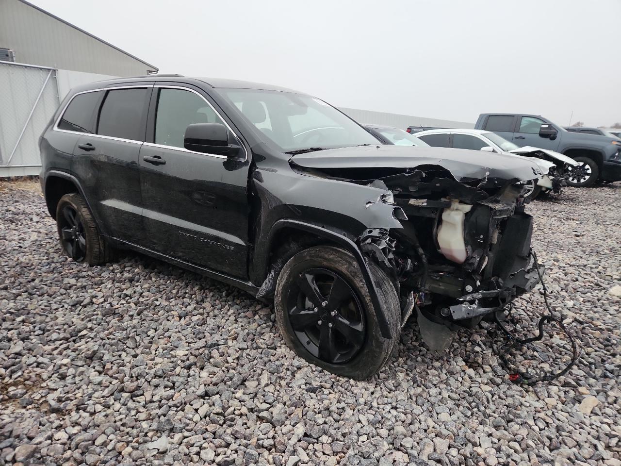 2015 Jeep Grand Cherokee Laredo - Image 4