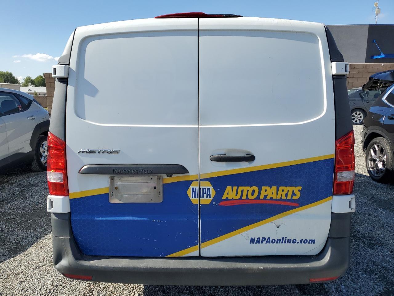 2017 Mercedes Benz Metris Delivery Van - Image 6