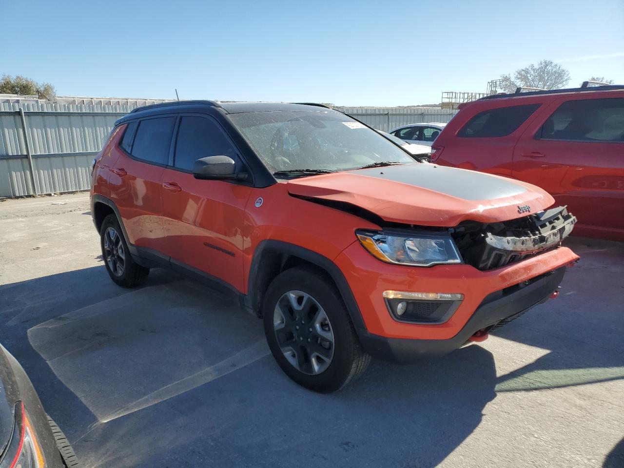 2018 Jeep Compass Trailhawk - Image 4
