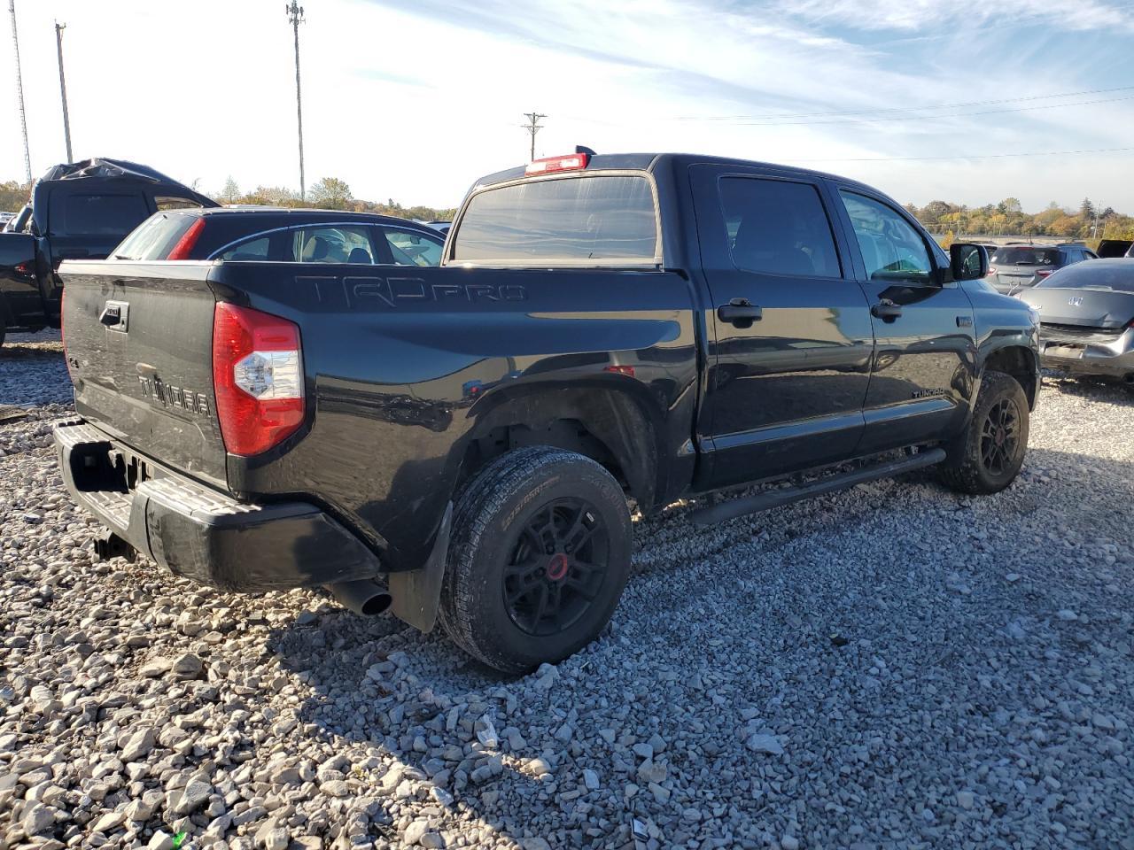 2021 Toyota Tundra Crewmax Sr5 - Фото 3