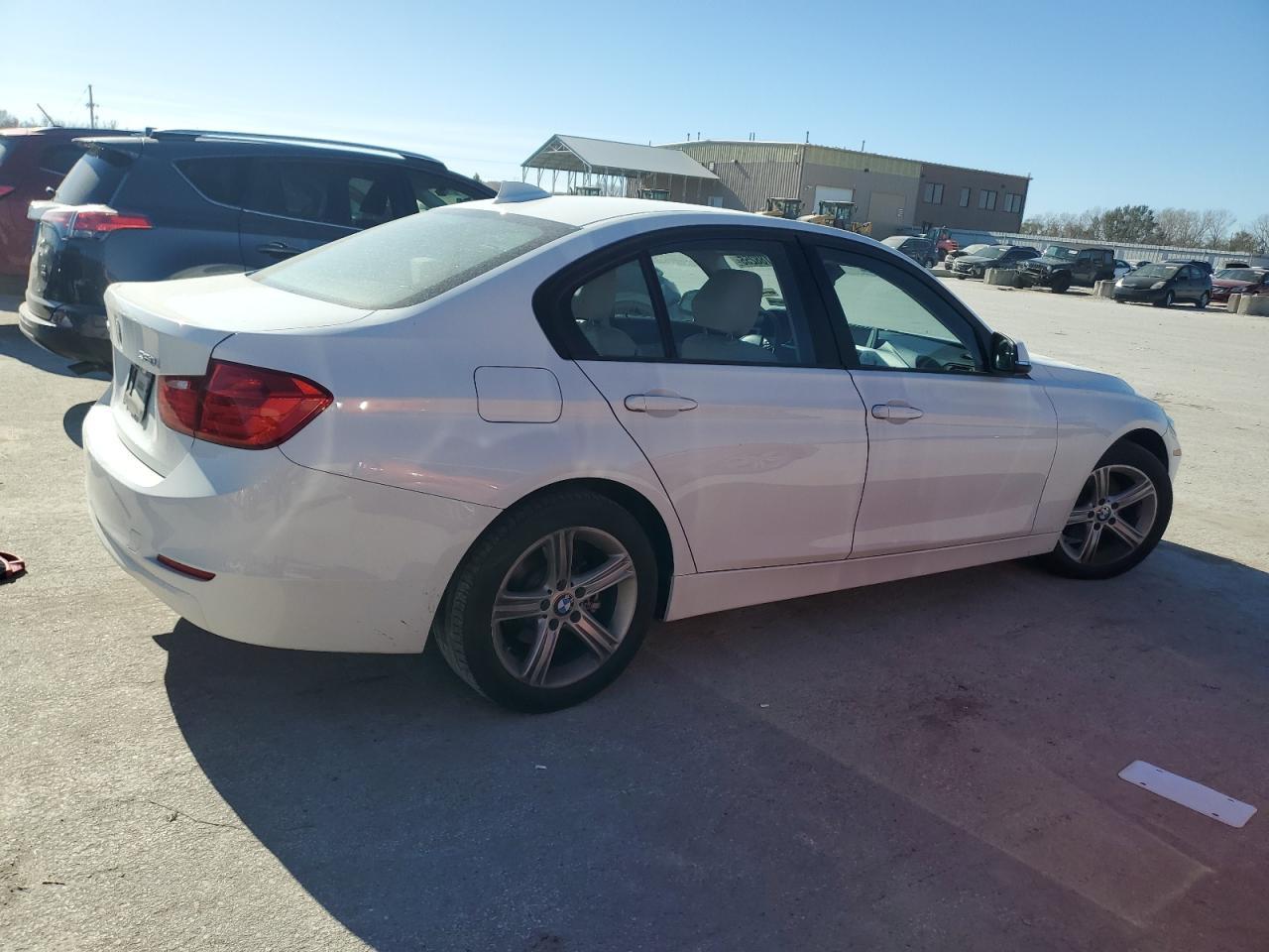 2015 BMW 320 I xDrive - Фото 5