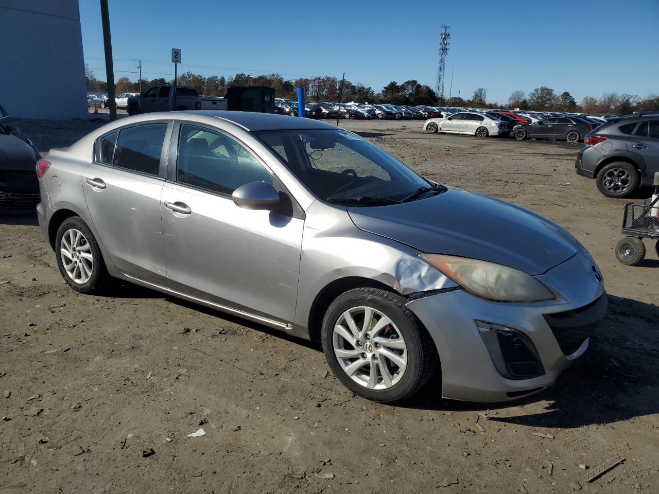 2011 Mazda 3 I - Фото 4
