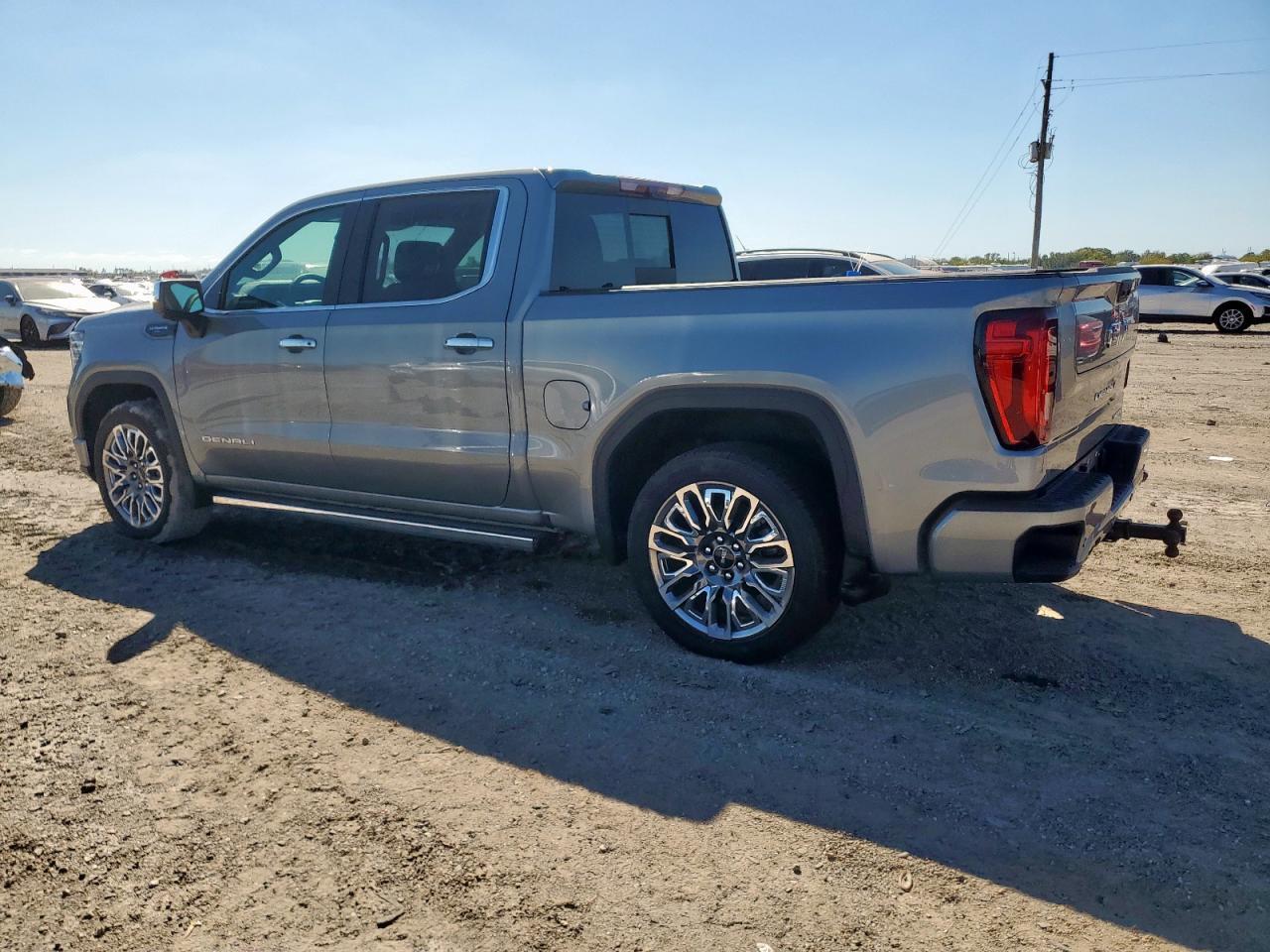 2025 GMC Sierra K1500 Denali Ultimate - Фото 2