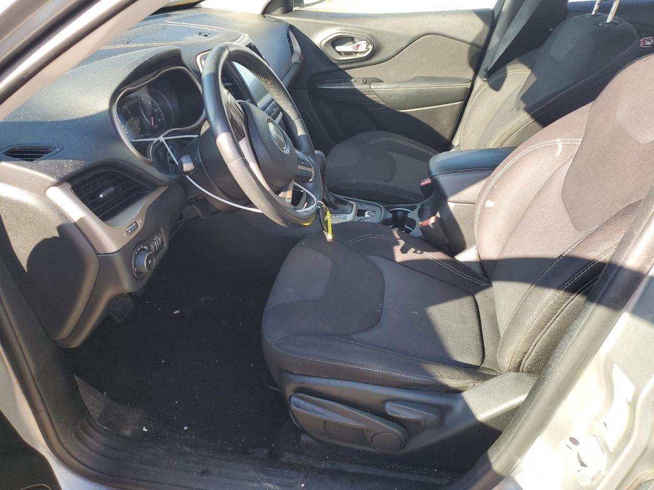 2015 Jeep Cherokee Latitude - Image 7