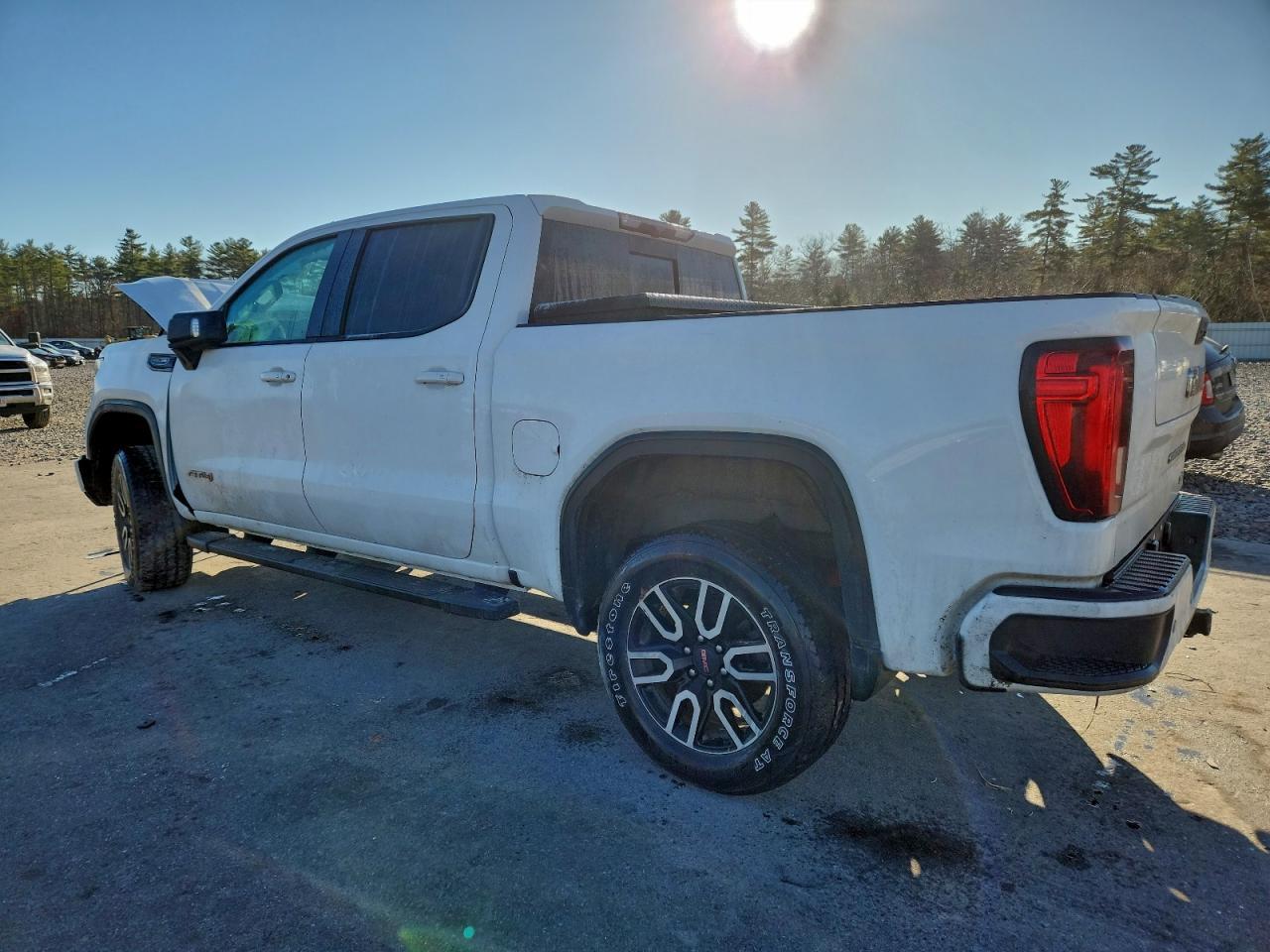 2020 GMC Sierra K1500 At4 - Фото 2