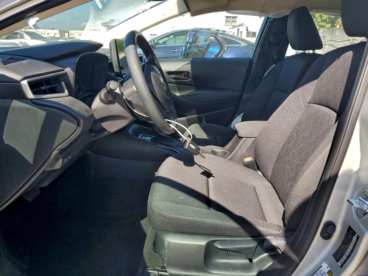 2025 Toyota Corolla Le - Image 7