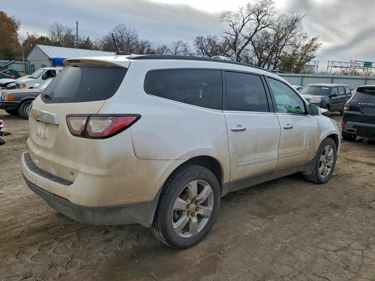 2017 Chevrolet Traverse Lt - Фото 3