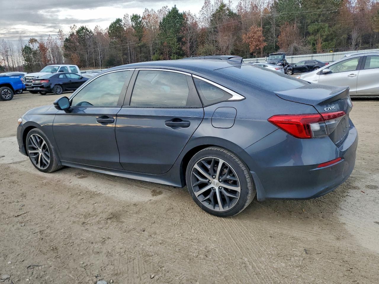 2024 Honda Civic Touring - Image 2