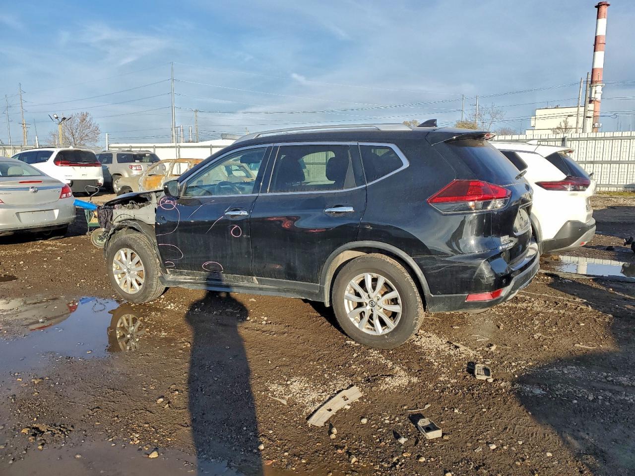2020 Nissan Rogue S - Фото 2