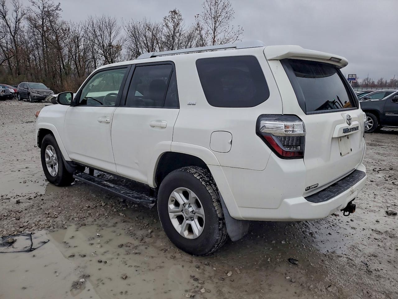 2016 Toyota 4Runner Sr5/Sr5 Premium - Фото 2
