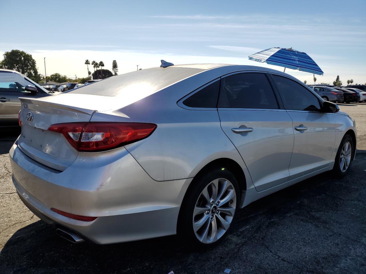 2016 Hyundai Sonata Se - Image 3