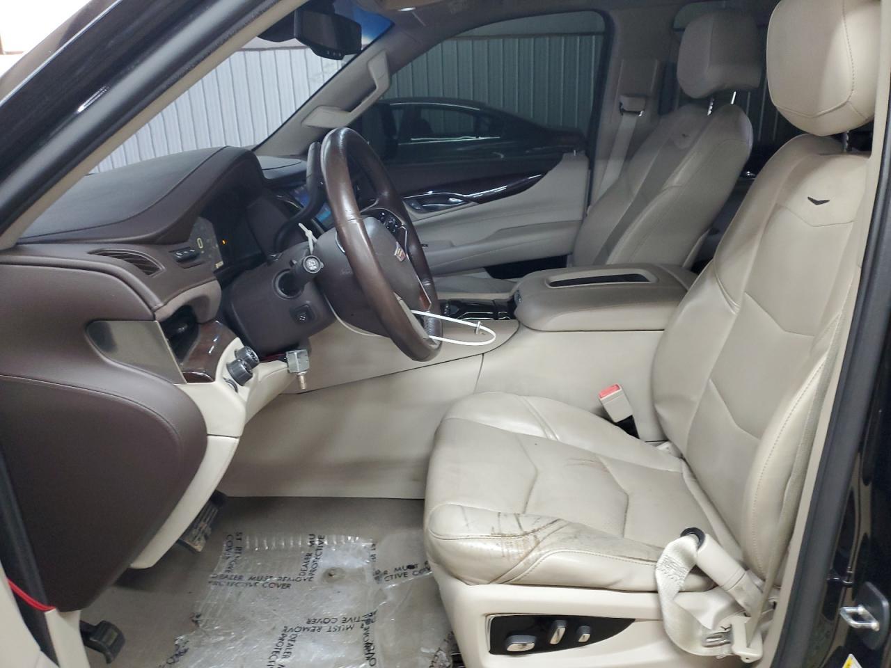 2015 Cadillac Escalade Luxury - Image 7