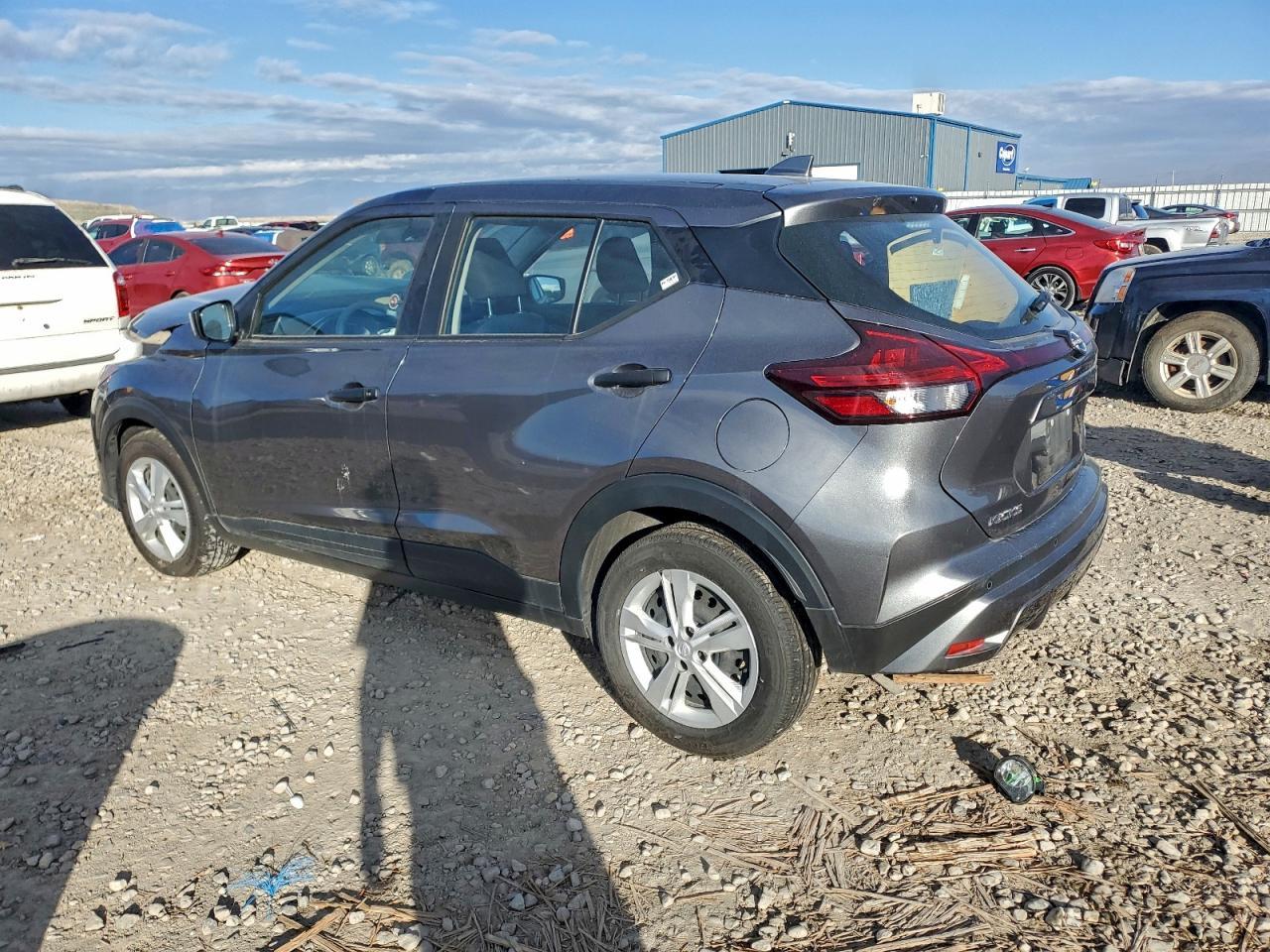 2024 Nissan Kicks S - Фото 2