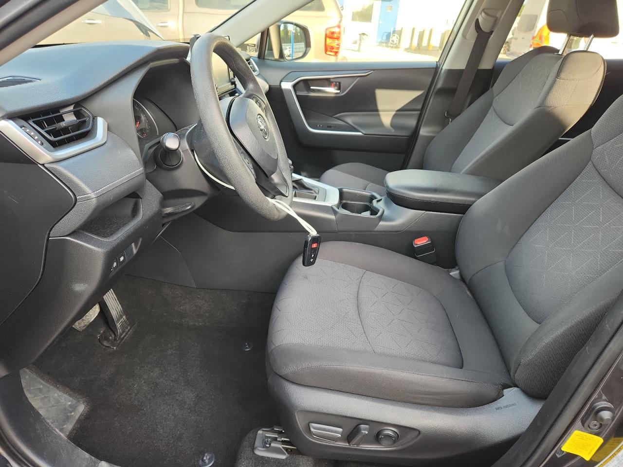 2020 Toyota Rav4 Xle - Image 7