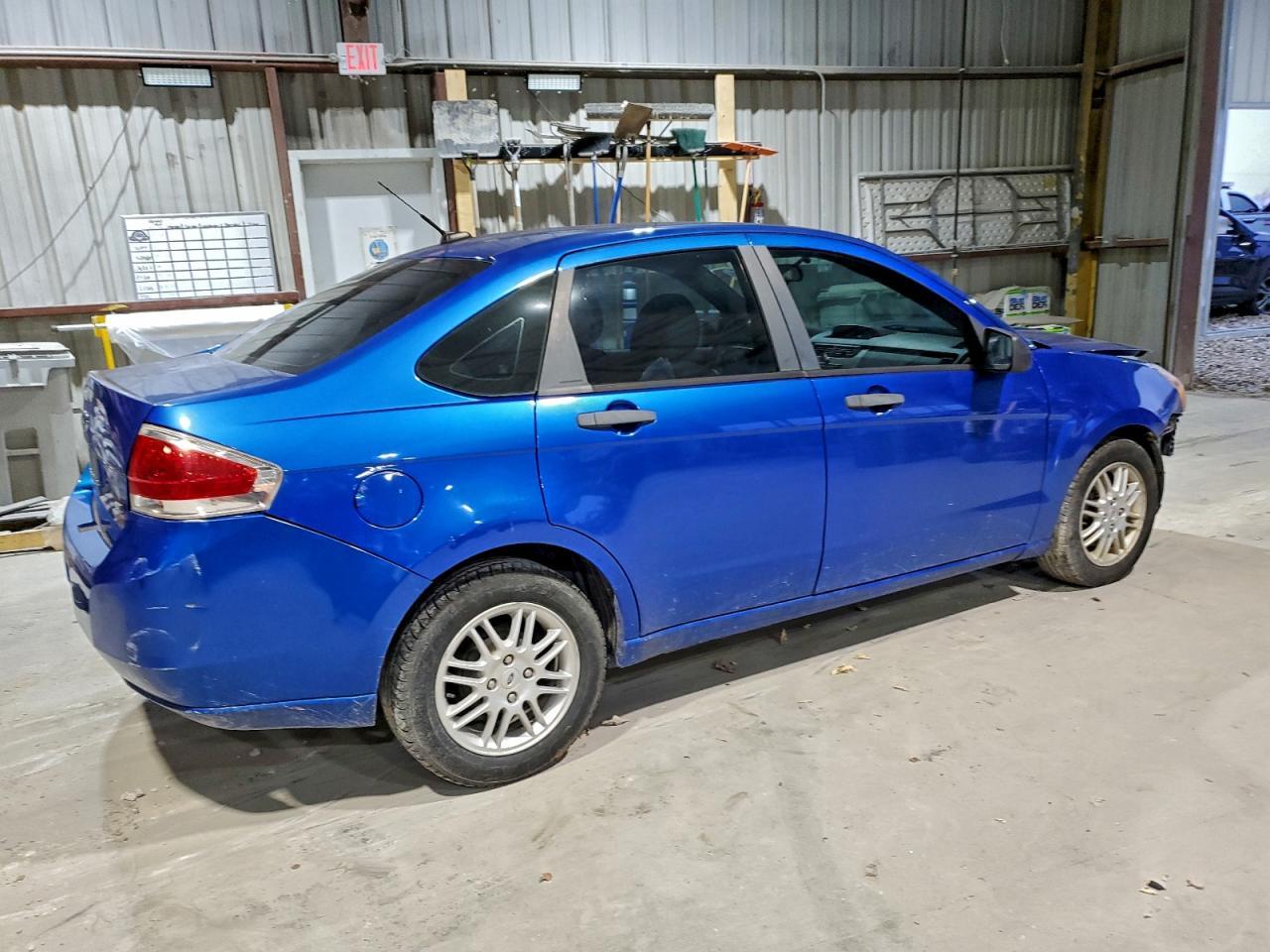 2010 Ford Focus Se - Фото 3