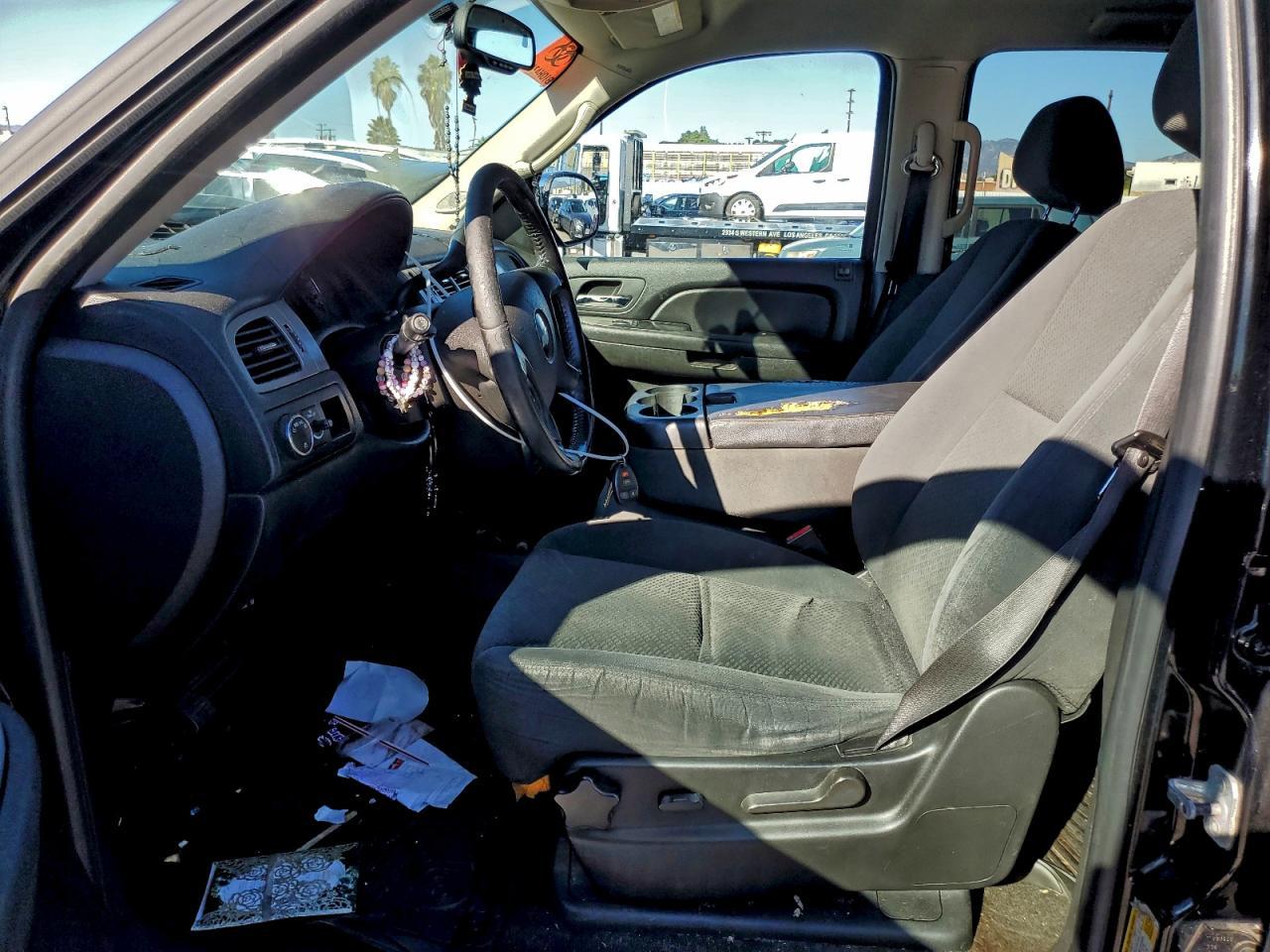 2008 Chevrolet Tahoe C1500 - Image 7