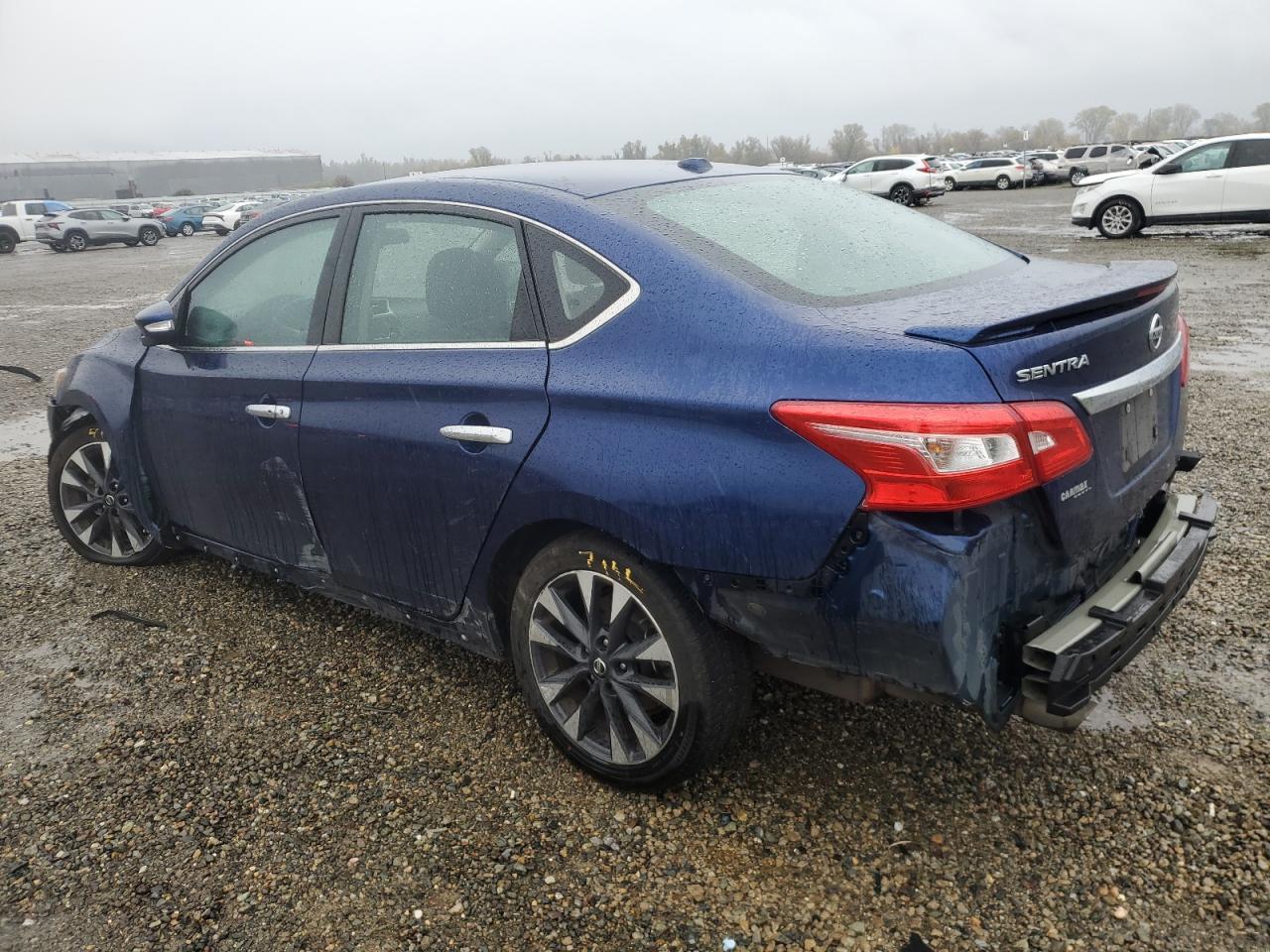 2017 Nissan Sentra S - Фото 2