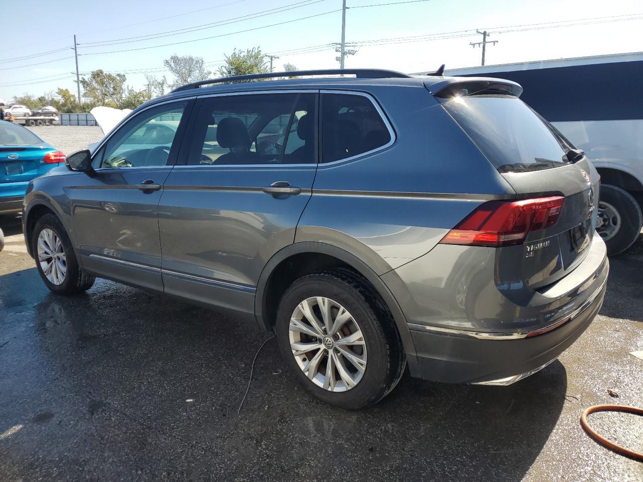 2018 Volkswagen Tiguan Se - Фото 2