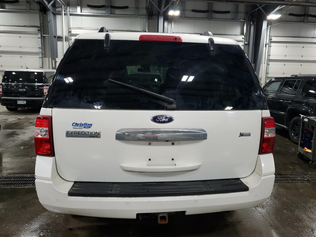 2014 Ford Expedition Limited - Image 6