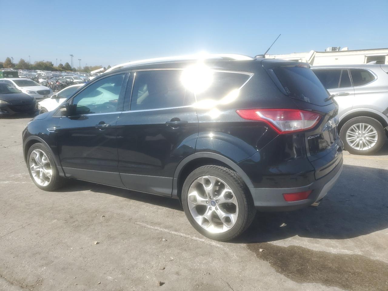 2014 Ford Escape Titanium - Фото 2