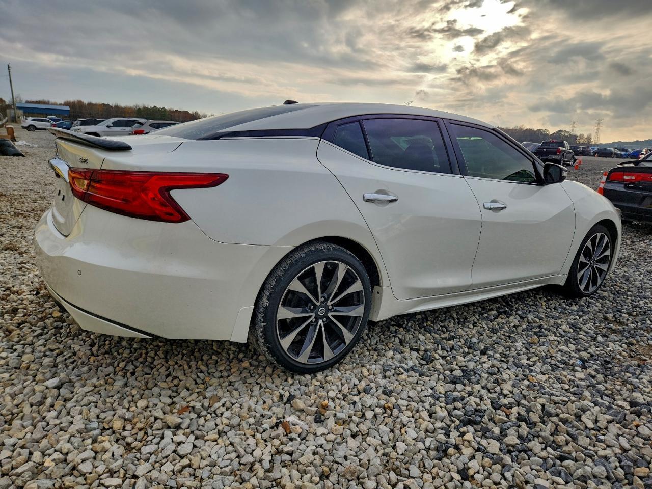 2016 Niss Maxima 3.5S - Image 3