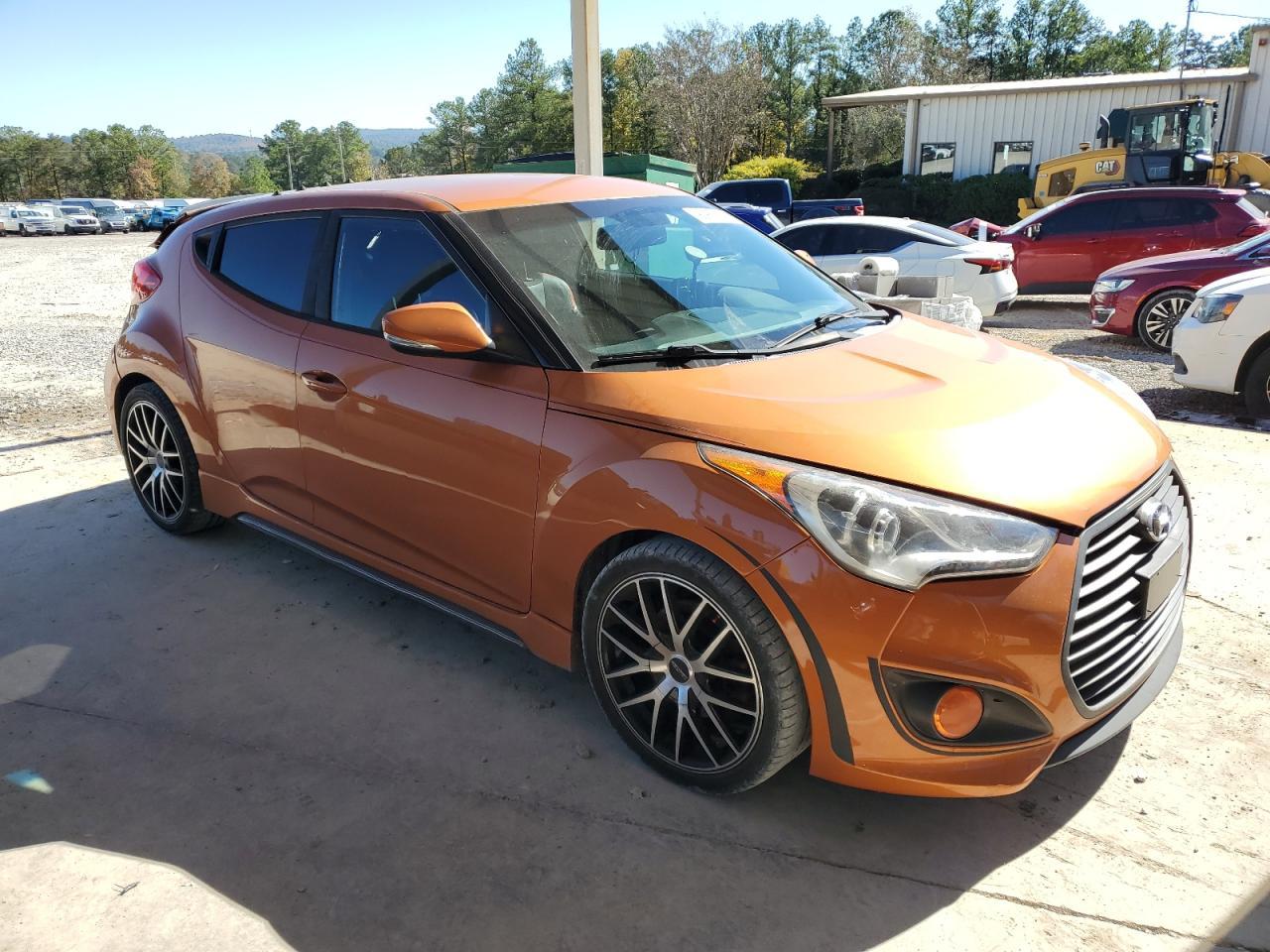 2016 Hyundai Veloster - Image 4