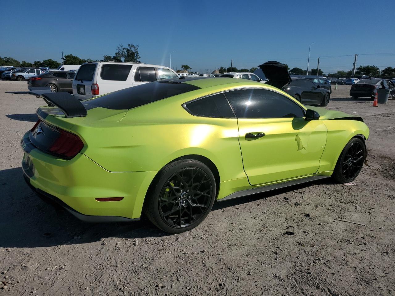 2019 Ford Mustang - Фото 3