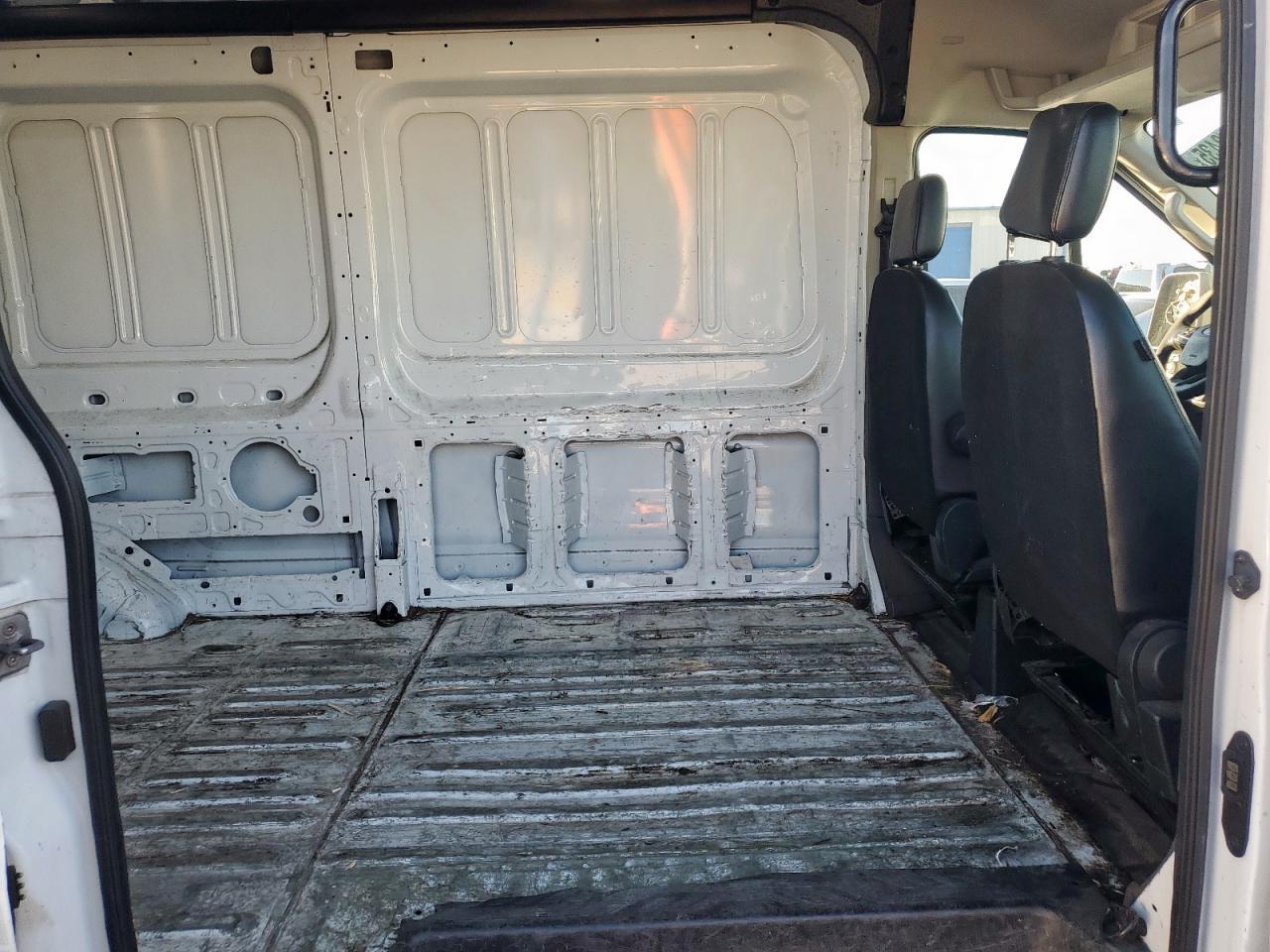 2020 Ford Transit Delivery Van - Фото 6