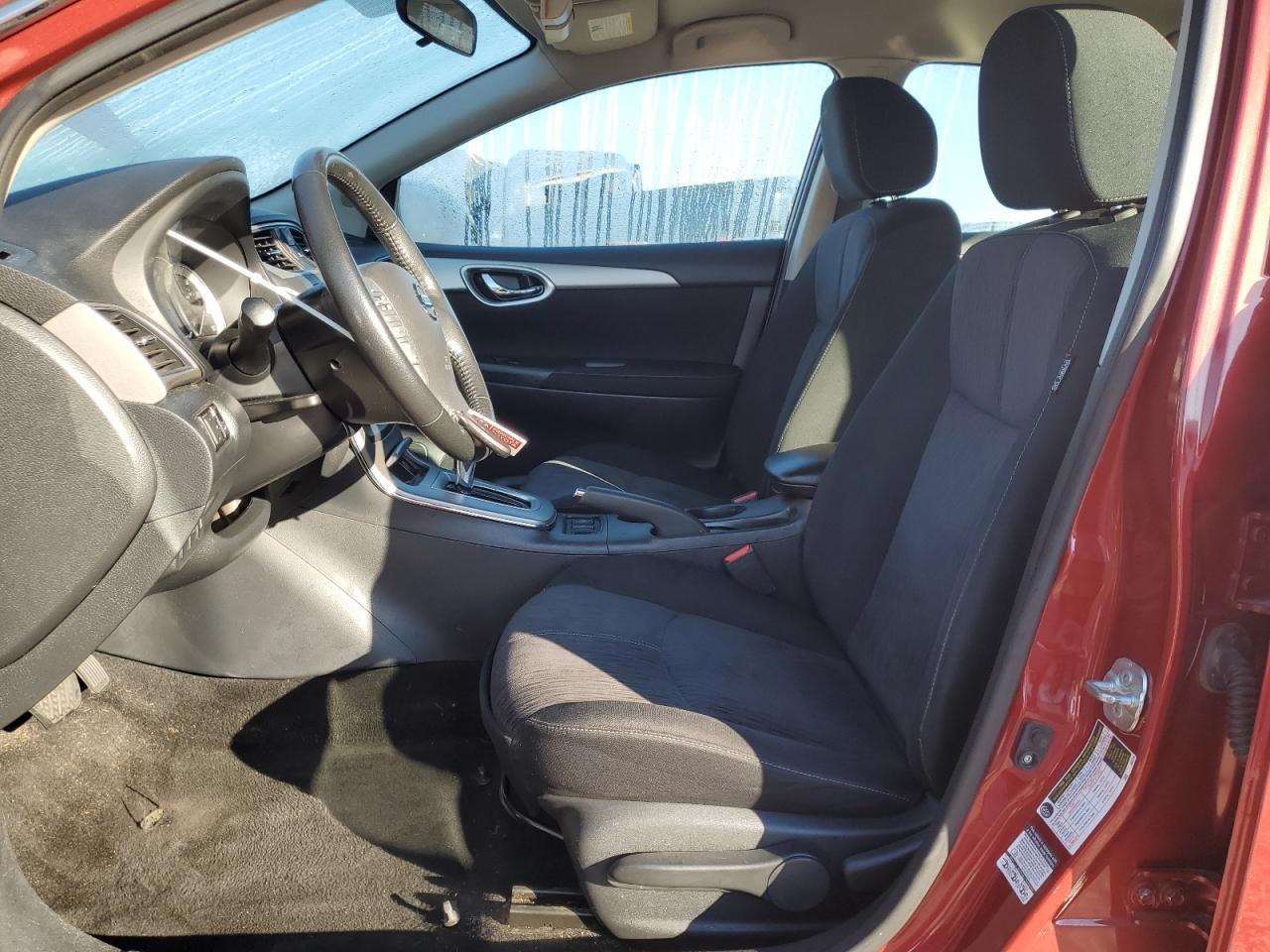 2015 Nissan Sentra S - Фото 7