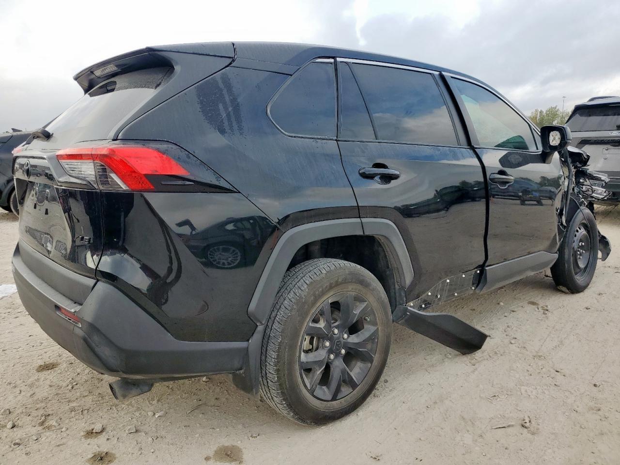 2023 Toyota Rav4 Le - Фото 3