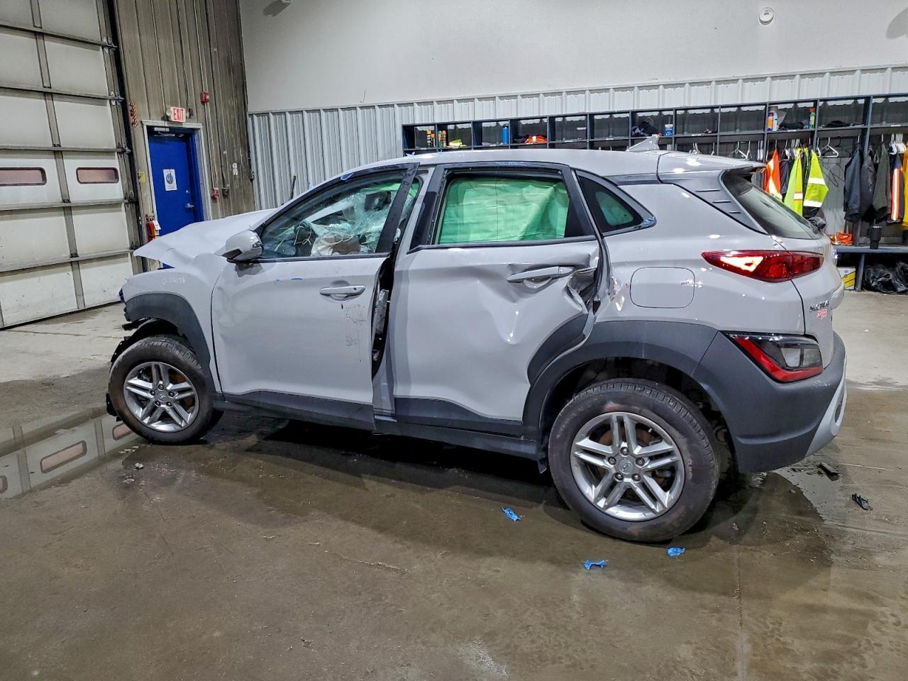 2023 Hyundai Kona Se - Фото 2
