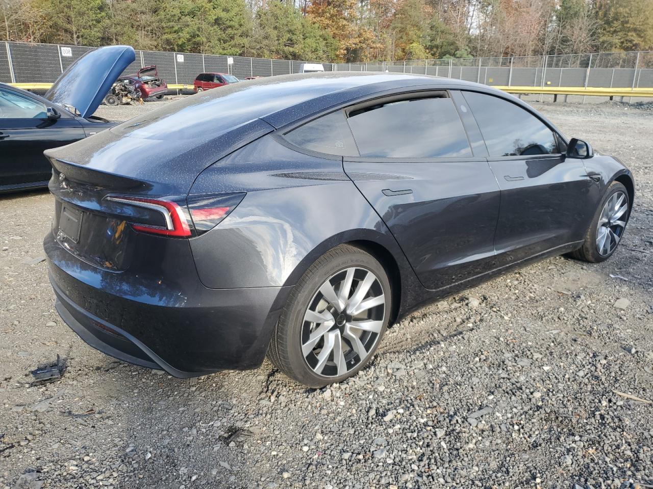 2025 Tesla Model 3 - Image 3