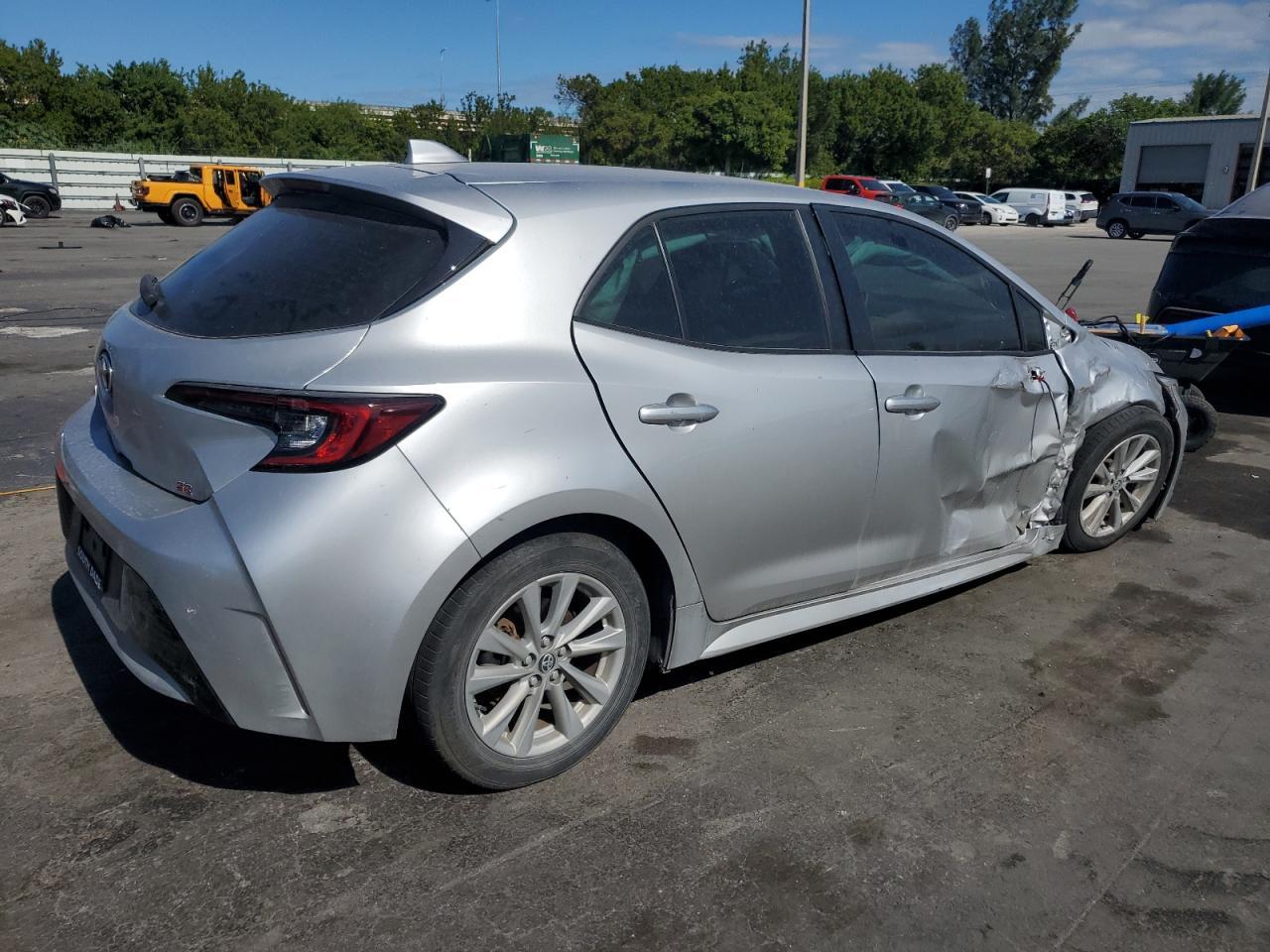 2024 Toyota Corolla Se - Фото 3