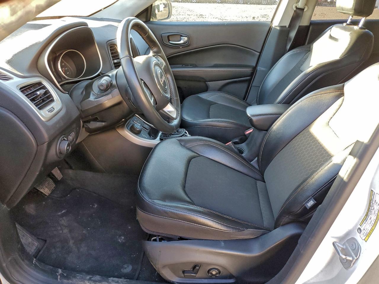 2018 Jeep Compass Latitude - Фото 7