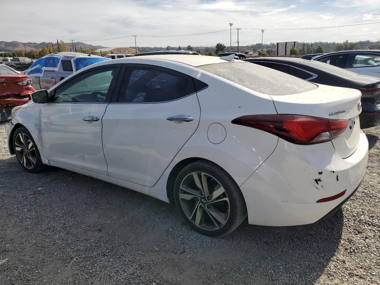 2014 Hyundai Elantra Se - Фото 2