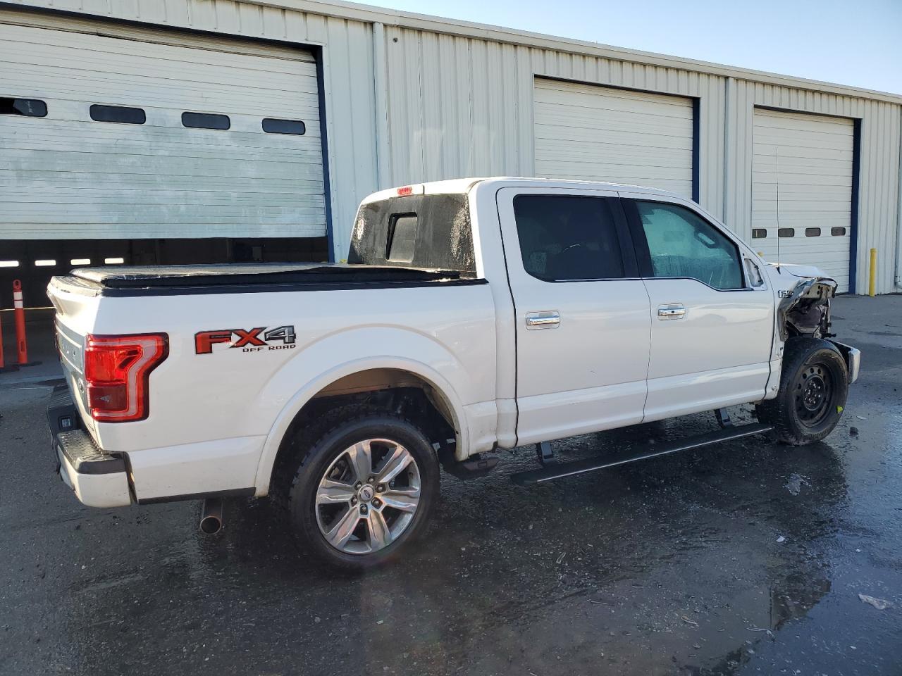 2015 Ford F150 Supercrew - Фото 3
