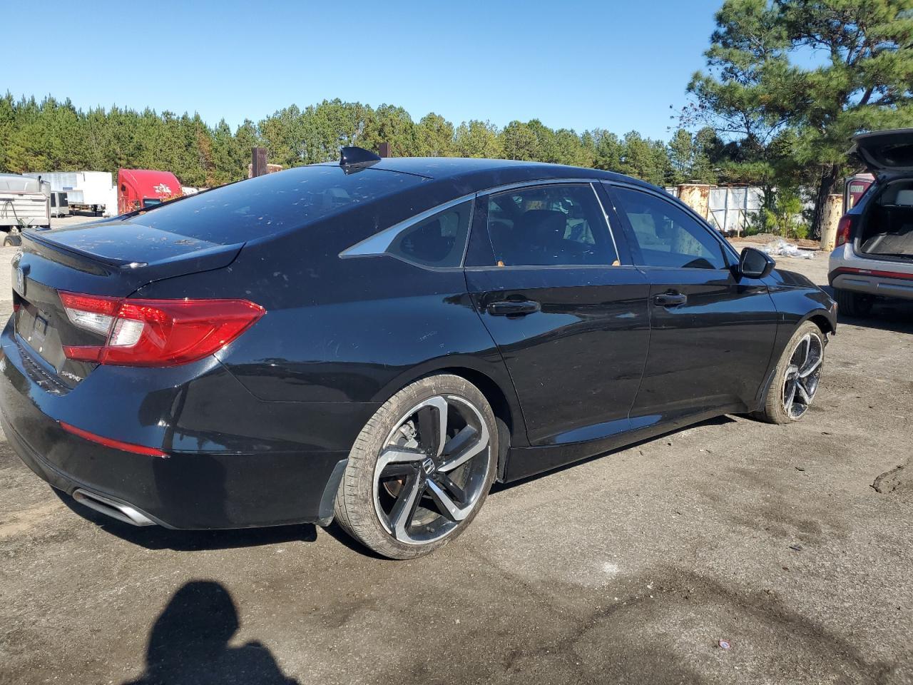 2022 Honda Accord Sport - Image 3