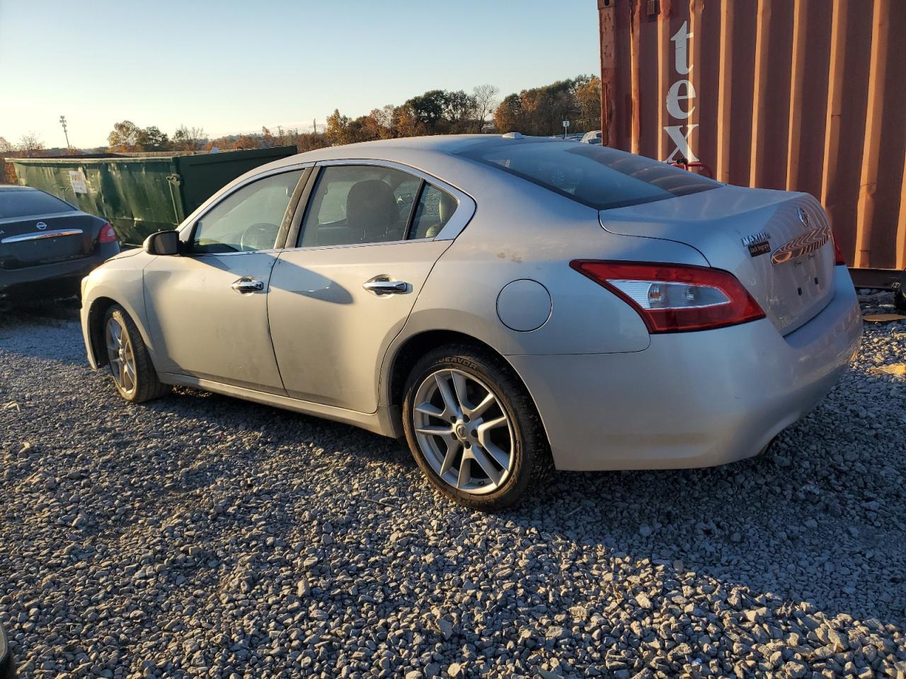 2011 Nissan Maxima S - Фото 2
