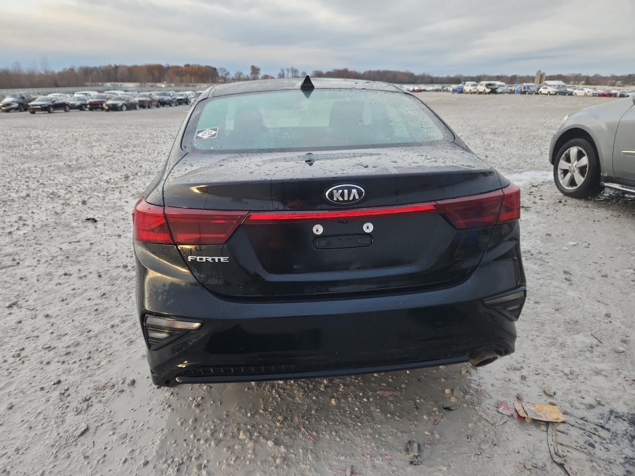2019 Kia Forte Lxs - Image 6
