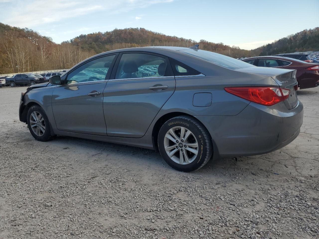 2013 Hyundai Sonata Gls - Фото 2