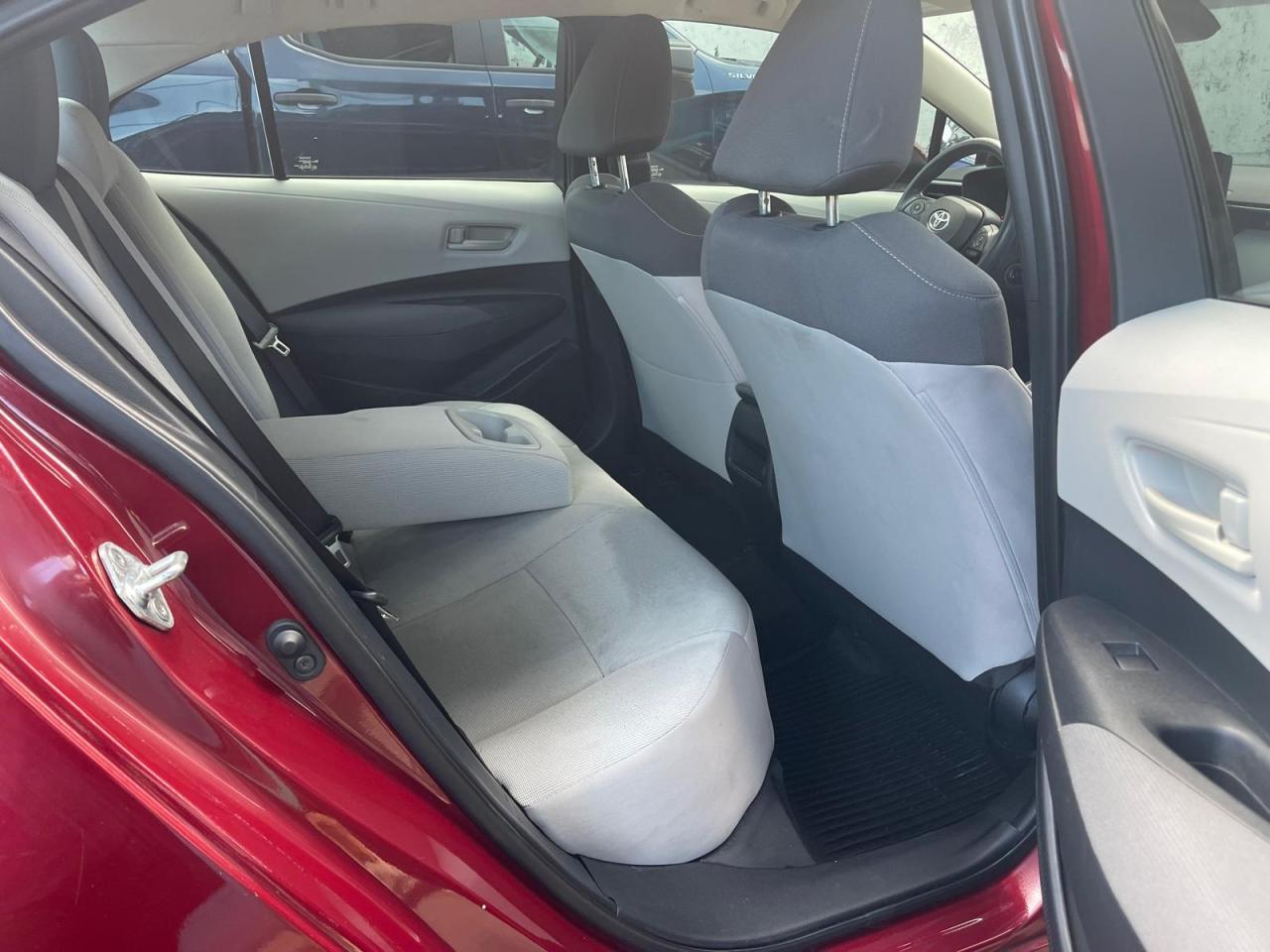 2022 Toyota Corolla Le - Image 6