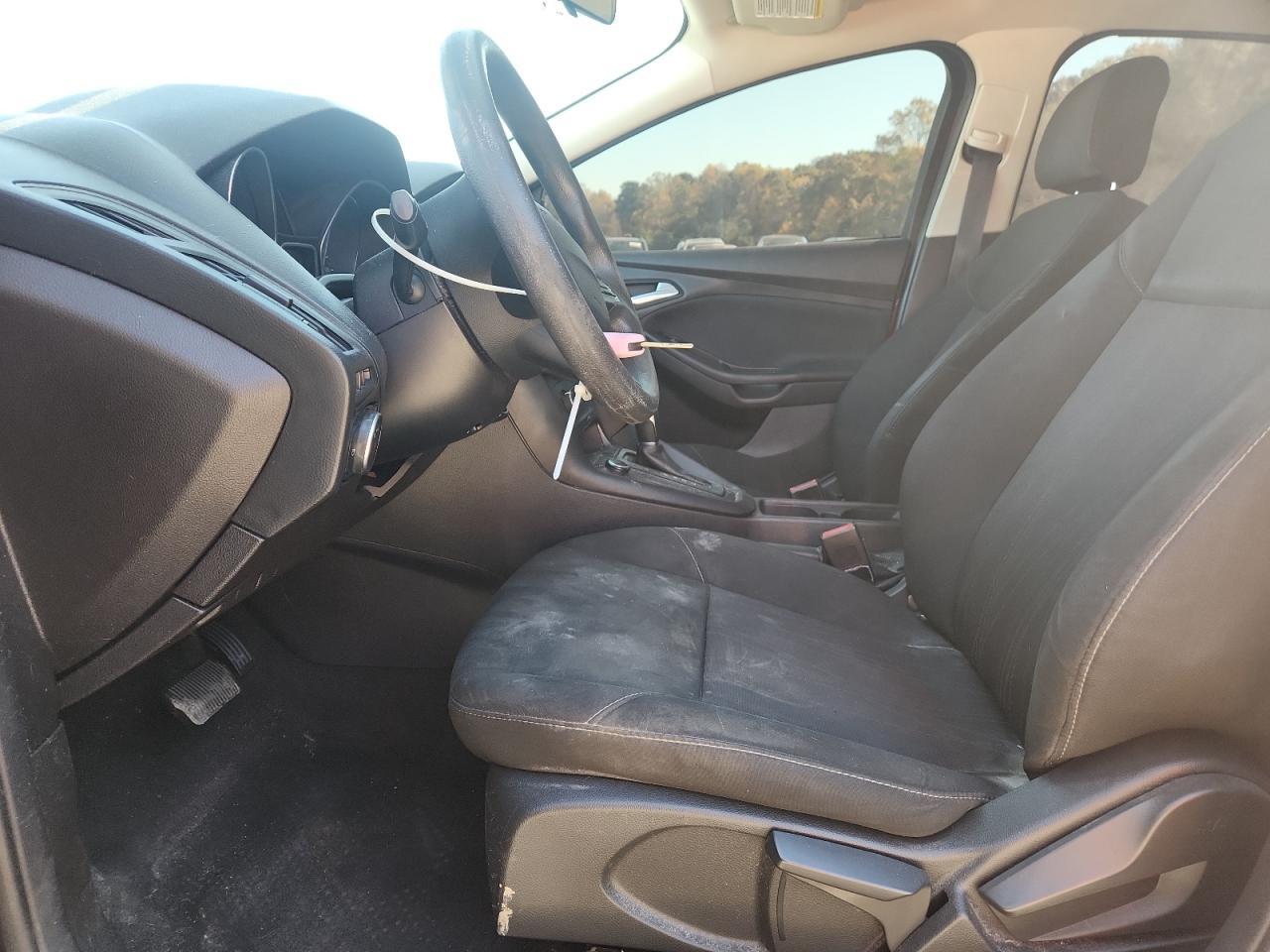 2017 Ford Focus Se - Image 7