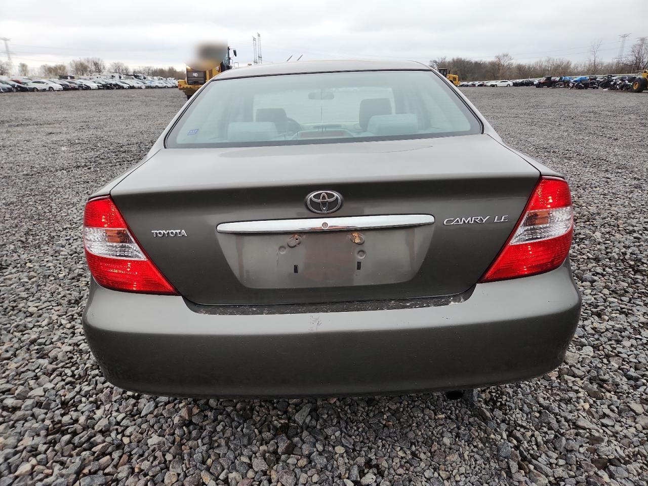 2002 Toyota Camry Le - Фото 6
